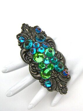 GASOLINE GLAMOUR SPHINX ROYAL CRYSTAL SPIKE RING 💚 💎✨